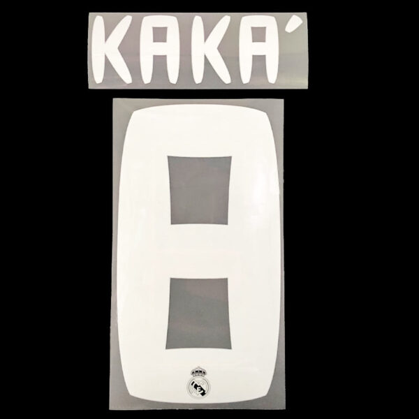 RM 2010-11 AWAY e 3rd Kakà-8